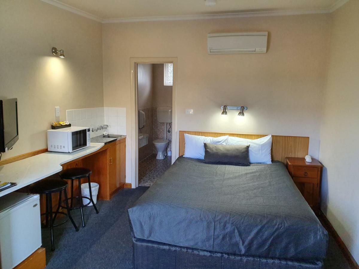 Tower Motor Inn Mount Gambier Esterno foto